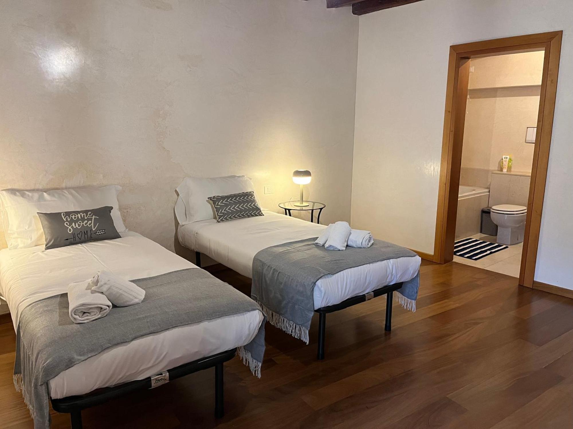 Il Campanile Apartment วิเชนซา ภายนอก รูปภาพ